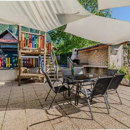 Hosnar, Apartma Lev Appartement *