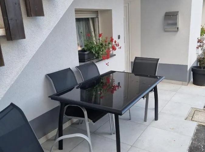 Hosnar, Apartma Lev * Bovec