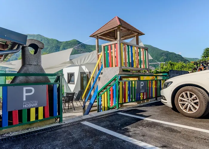 Apartament Hosnar, Apartma Lev *