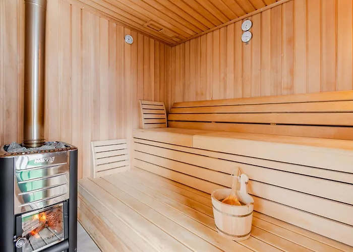 Daire Hosnar, Apartma Lev Bovec